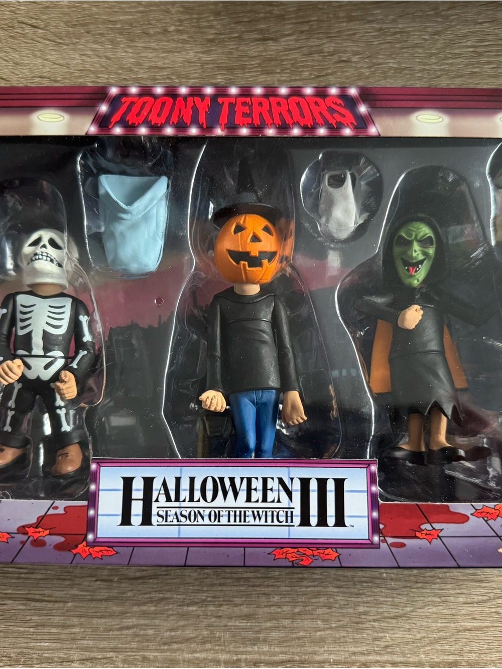 Halloween III NECA Figure Set - Orange Pumpkin, Green Witch, Black Skeleton